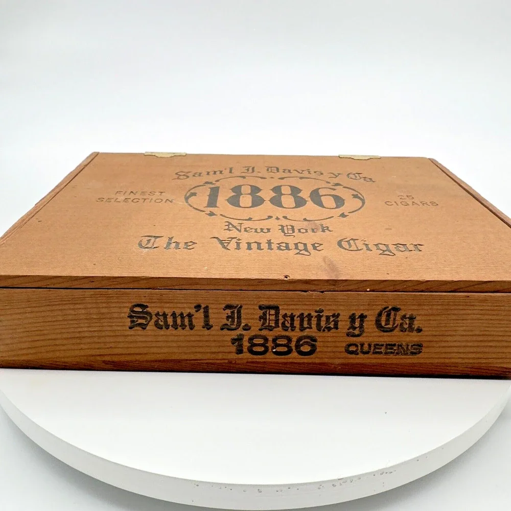 Sam'l J Davis 1886 The Vintage 25 Count Cigar Box Finger Jointed Queens NY Empty